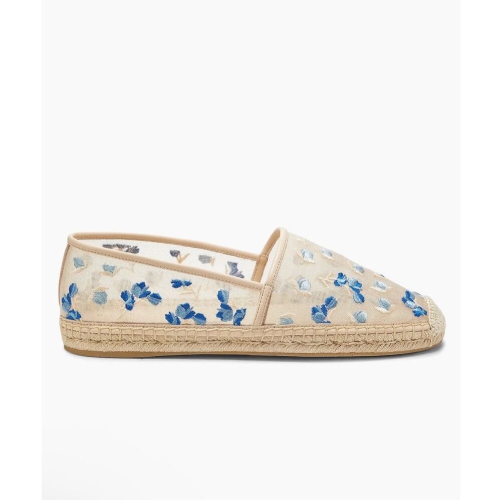 NWT Stuart Weitzman BareltAll Floral-Embroidered Mesh Espadrilles Size 9.5